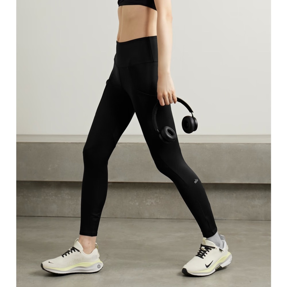 ALO ribbed leggings